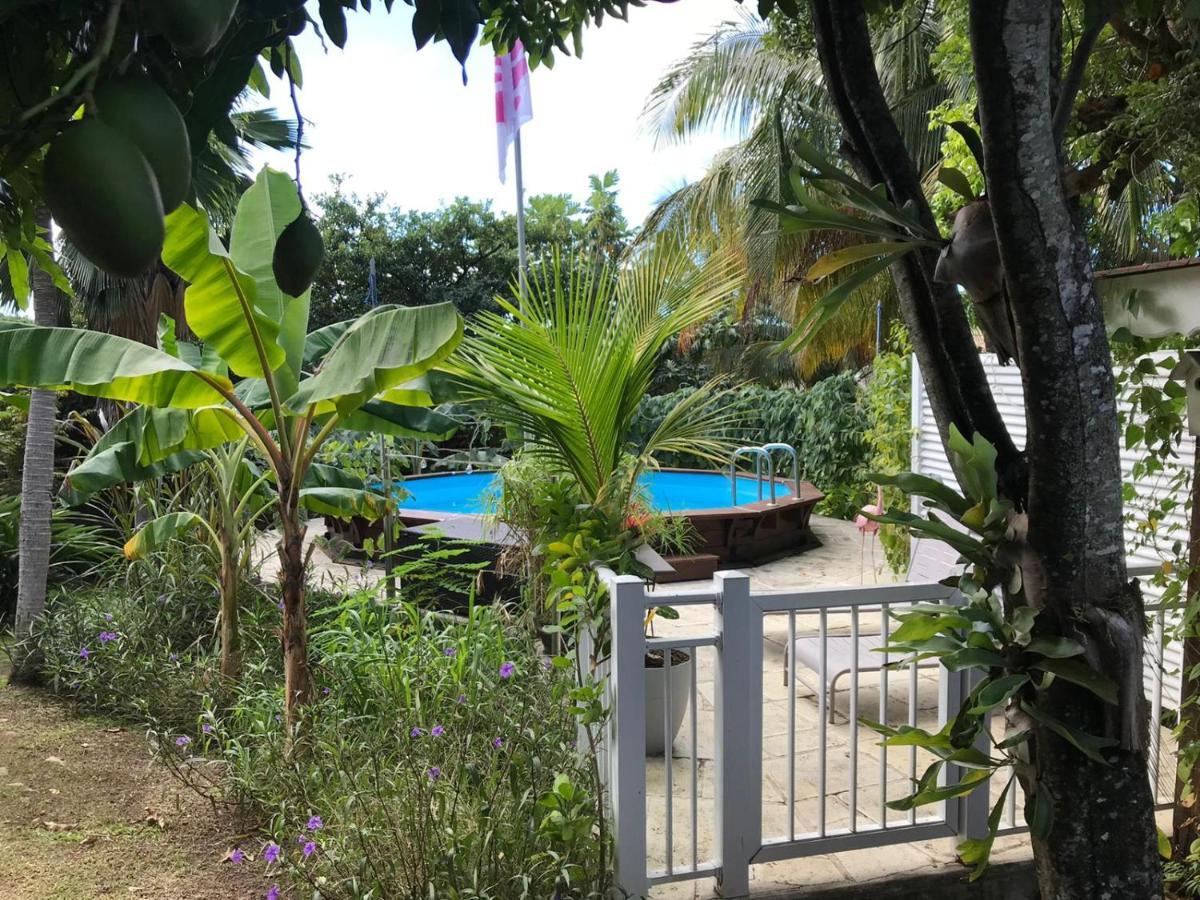 Banan Woz Lägenhet Bouillante Exteriör bild